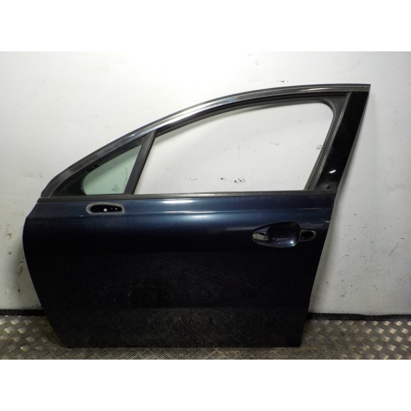 Recambio de puerta delantera izquierda para peugeot 508 sw active referencia OEM IAM 9677684980  