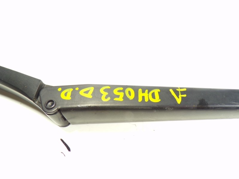 Recambio de brazo limpia delantero derecho para volkswagen tiguan (5n1) 2.0 tdi referencia OEM IAM 5N1955410  