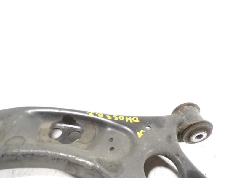 Recambio de brazo suspension inferior delantero izquierdo para volkswagen tiguan (5n1) 2.0 tdi referencia OEM IAM 5N0407151  