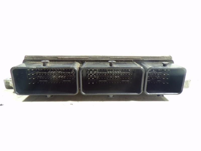 Recambio de centralita motor uce para renault captur life referencia OEM IAM 237107750R 237107175R 