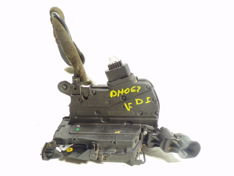 Recambio de cerradura puerta delantera izquierda para renault captur life referencia OEM IAM 805031332R 805031332P 