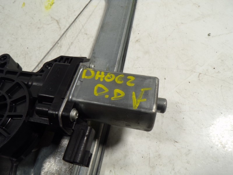 Recambio de elevalunas delantero derecho para renault captur life referencia OEM IAM 807200713R 128001471B 9030319C