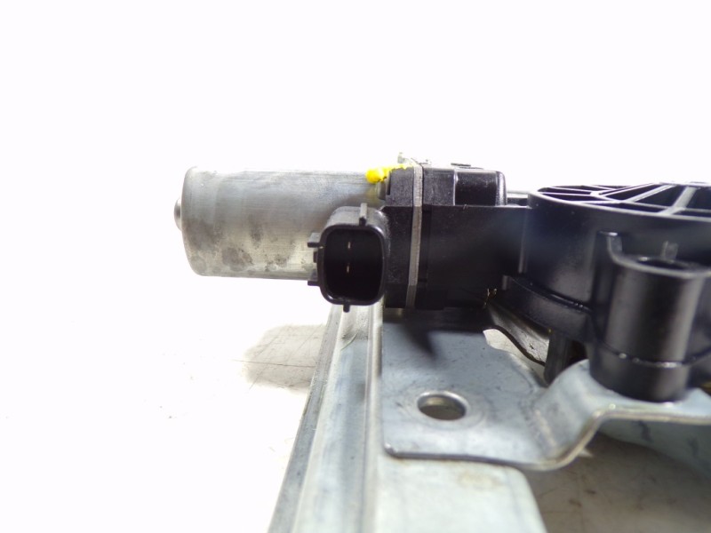 Recambio de elevalunas trasero izquierdo para renault captur life referencia OEM IAM 827012973R 128001472B 9030318C