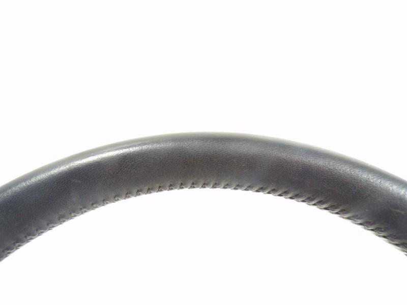 Recambio de volante para renault captur life referencia OEM IAM 484001738R  