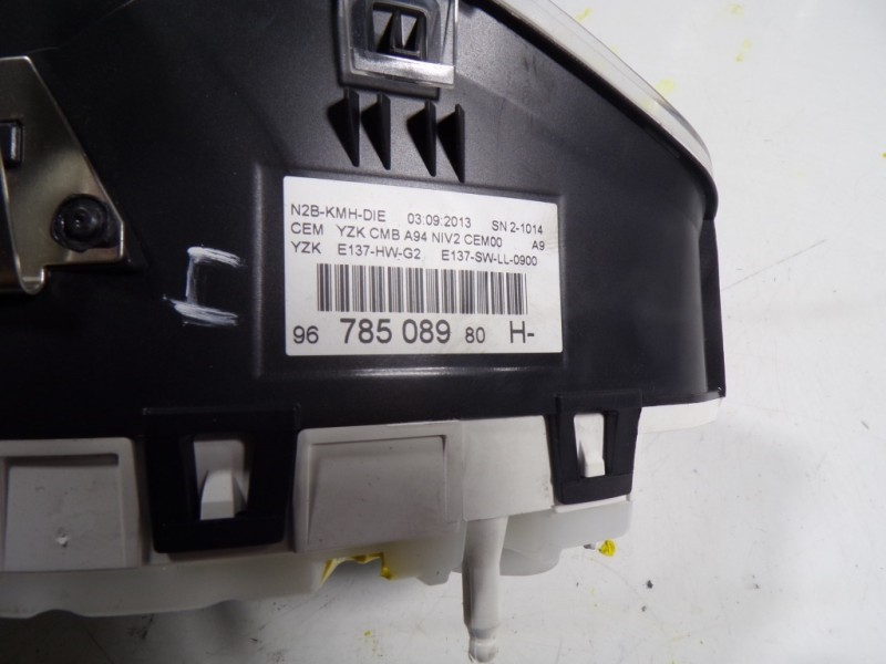 Recambio de cuadro instrumentos para peugeot 2008 (--.2013) active referencia OEM IAM 9678508980 9678508980 