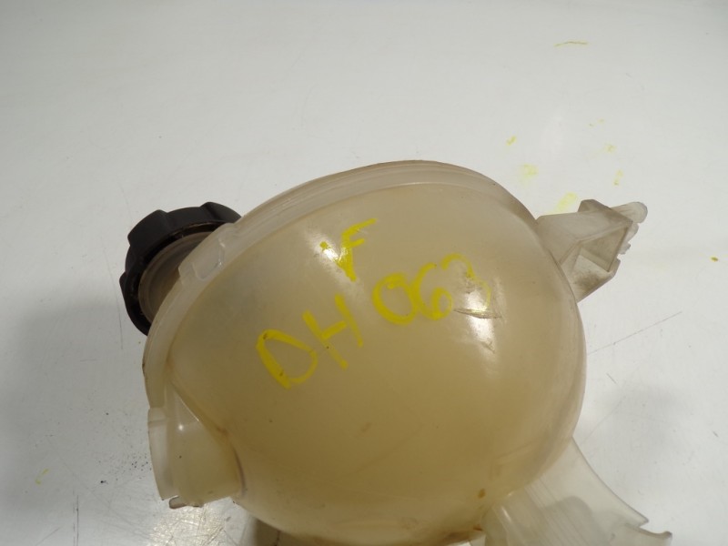 Recambio de deposito expansion para peugeot 2008 (--.2013) active referencia OEM IAM 9800777280  