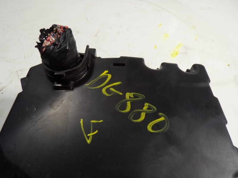 Recambio de caja reles / fusibles para hyundai i20 1.2 16v cat referencia OEM IAM  91950C8290 HC8F0189