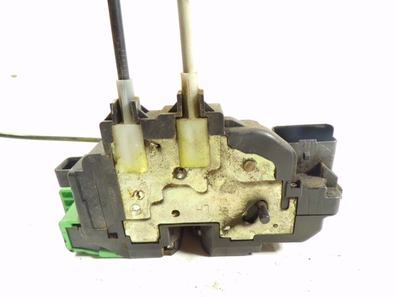 Recambio de cerradura puerta trasera izquierda para hyundai i30 1.6 crdi cat referencia OEM IAM 814102L000 814102L000 