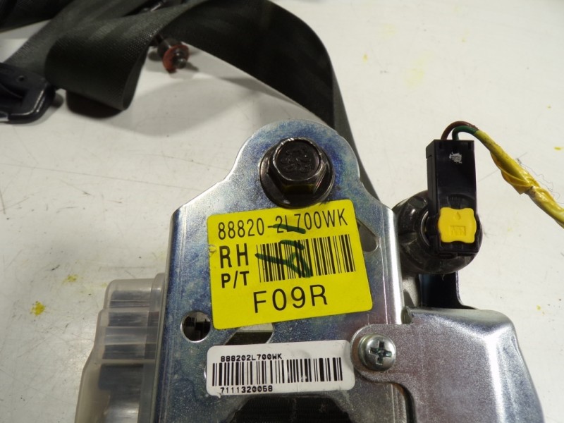 Recambio de cinturon seguridad delantero derecho para hyundai i30 1.6 crdi cat referencia OEM IAM 888202L700WK 888202L700WK 