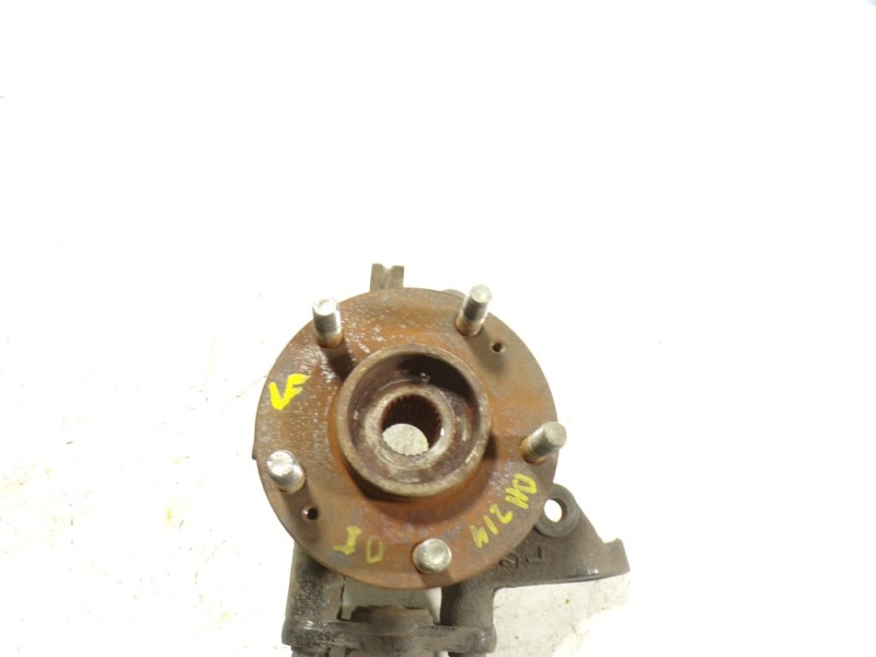 Recambio de mangueta delantera izquierda para hyundai i30 1.6 crdi cat referencia OEM IAM 517152H100  