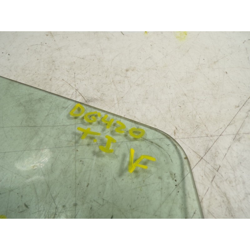Recambio de cristal puerta trasero izquierdo para citroën c4 aircross 1.6 hdi fap referencia OEM IAM 1612377780  