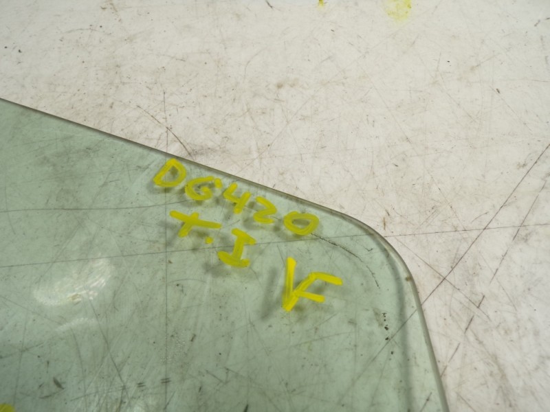 Recambio de cristal puerta trasero izquierdo para citroën c4 aircross 1.6 hdi fap referencia OEM IAM 1612377780  