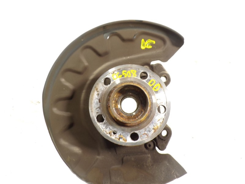 Recambio de mangueta delantera derecha para skoda rapid 1.6 tdi dpf referencia OEM IAM 6Q0407256S  