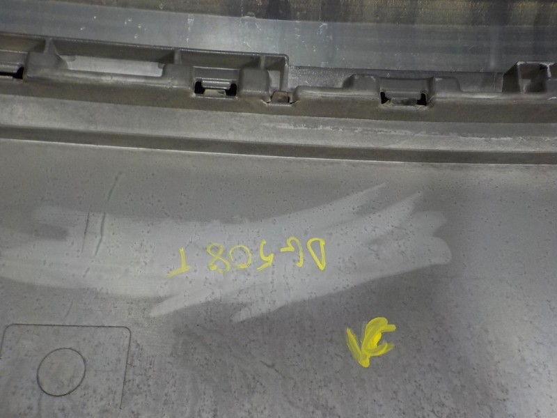 Recambio de paragolpes trasero para skoda rapid 1.6 tdi dpf referencia OEM IAM 5JH807421B  