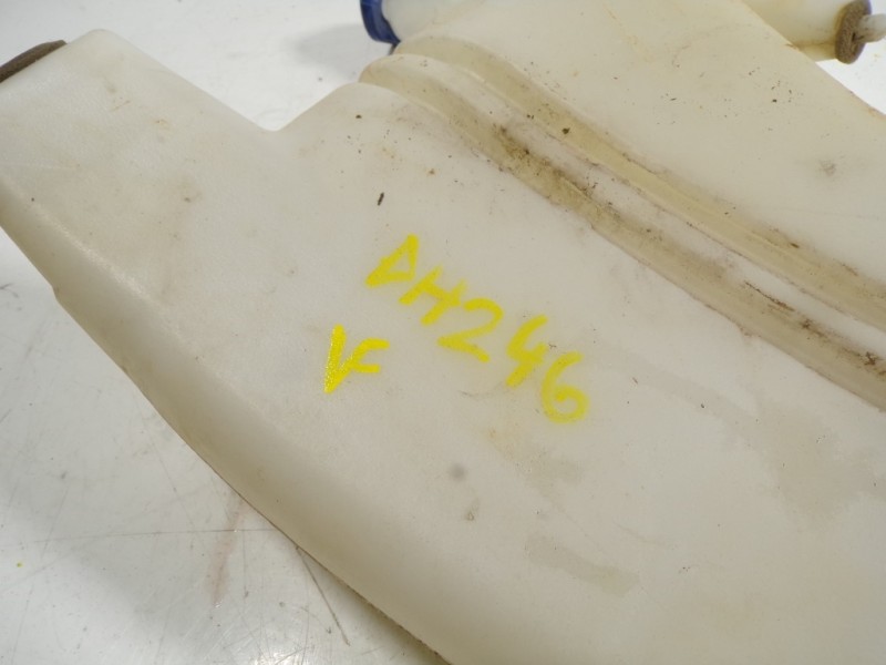 Recambio de deposito limpia para ford transit courier 1.5 tdci cat referencia OEM IAM 1849458  