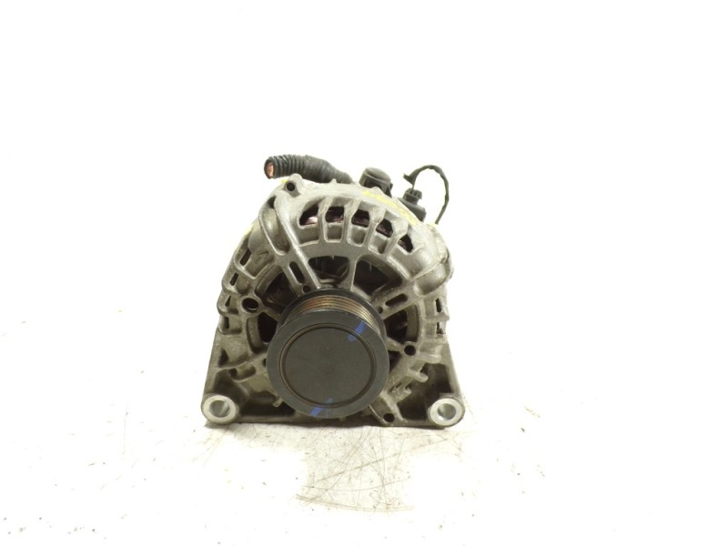 Recambio de alternador para ford c-max 1.6 tdci cat referencia OEM IAM 2251619 AV6N10300DC 
