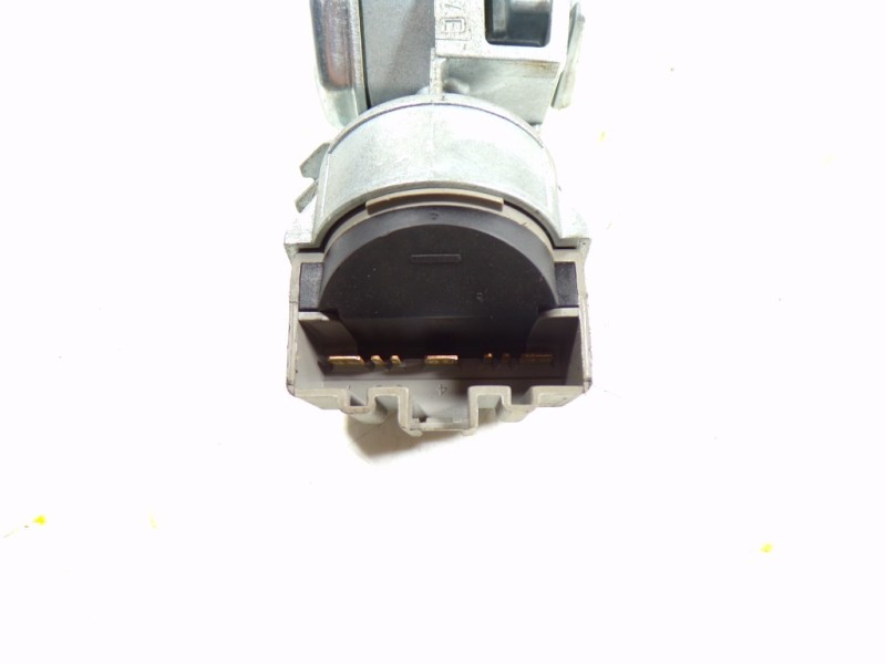 Recambio de antirrobo para ford c-max 1.6 tdci cat referencia OEM IAM 1681167 3M513F880AE 