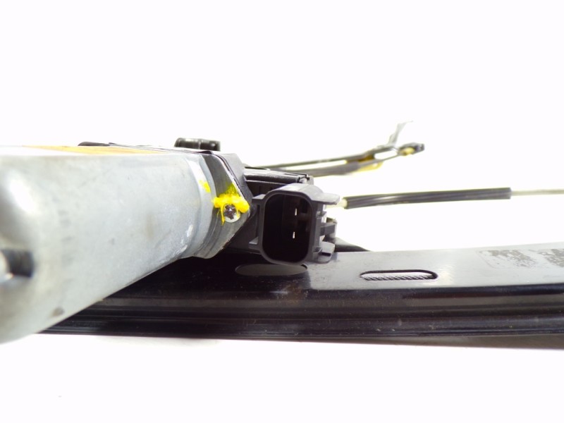 Recambio de elevalunas delantero derecho para ford c-max 1.6 tdci cat referencia OEM IAM 1870268  