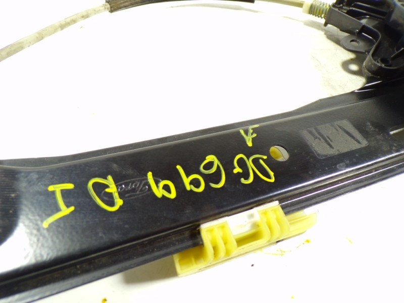 Recambio de elevalunas delantero izquierdo para ford c-max 1.6 tdci cat referencia OEM IAM 1870269  