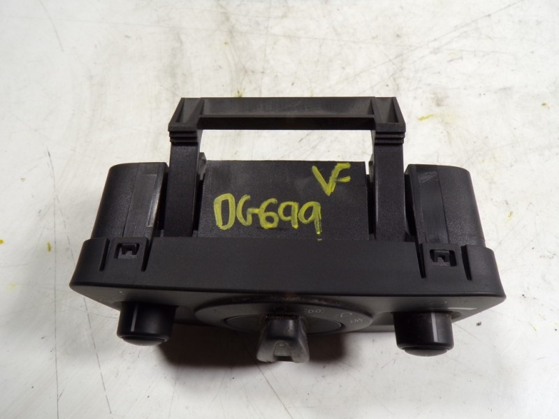 Recambio de mando luces para ford c-max 1.6 tdci cat referencia OEM IAM 1787264 AV6T13A024CB 