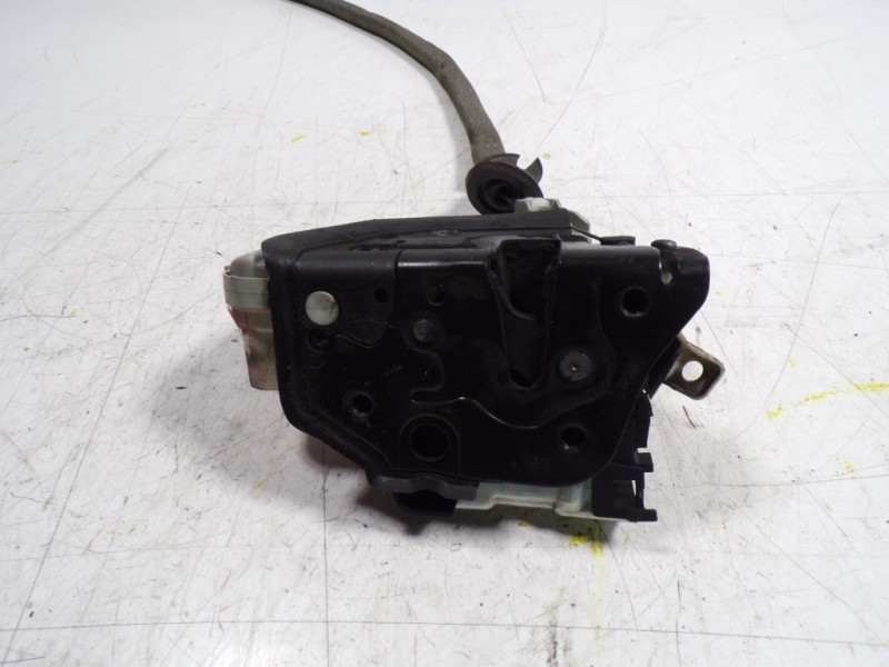Recambio de cerradura puerta delantera izquierda para audi a1 (8x) 1.6 tdi referencia OEM IAM 8J1837015C 8J1837015C 