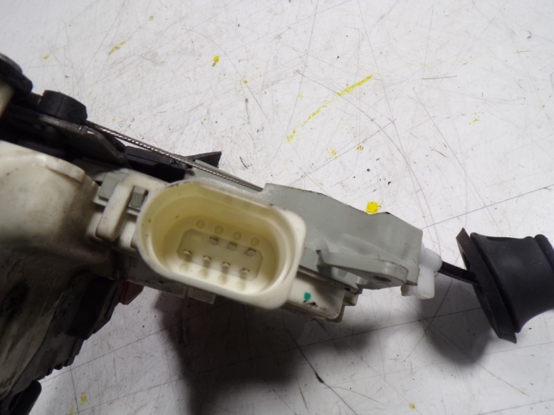 Recambio de cerradura puerta delantera izquierda para audi a1 (8x) 1.6 tdi referencia OEM IAM 8J1837015C 8J1837015C 