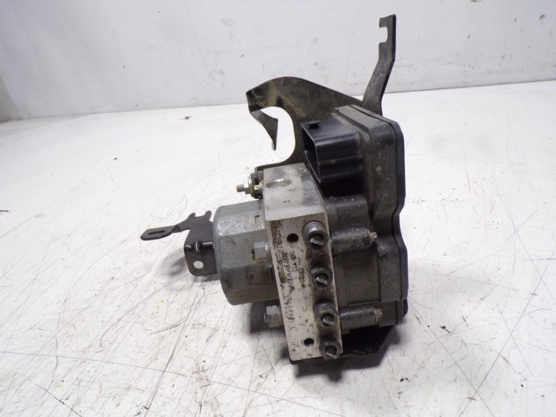 Recambio de abs para renault clio iv 1.5 dci diesel fap referencia OEM IAM 476605460R 476609188R 269722