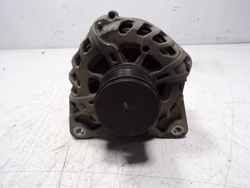 Recambio de alternador para renault clio iv 1.5 dci diesel fap referencia OEM IAM 231008918R TG12S275 2714146A