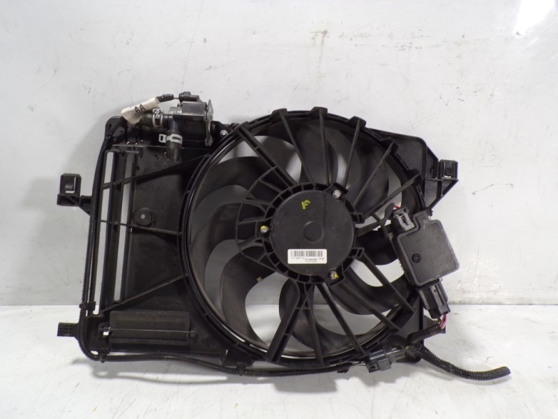 Recambio de electroventilador para ford focus lim. (cb8) 1.0 ecoboost cat referencia OEM IAM 2269500 CV618C607VB 