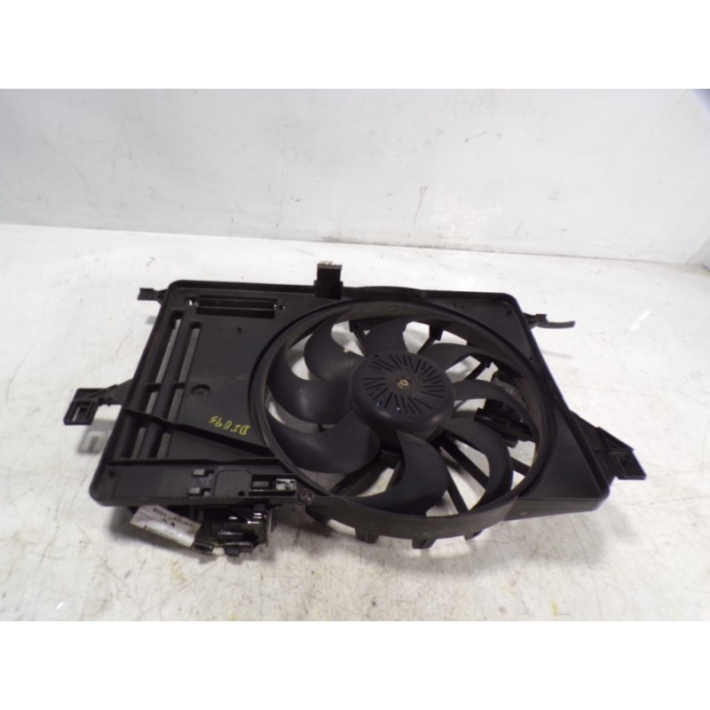 Recambio de electroventilador para ford focus lim. (cb8) 1.0 ecoboost cat referencia OEM IAM 2269500 CV618C607VB 