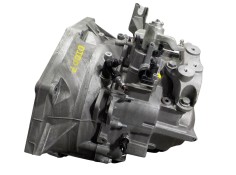 Recambio de caja cambios para opel insignia berlina 2.0 16v cdti referencia OEM IAM 55577504 F40  2