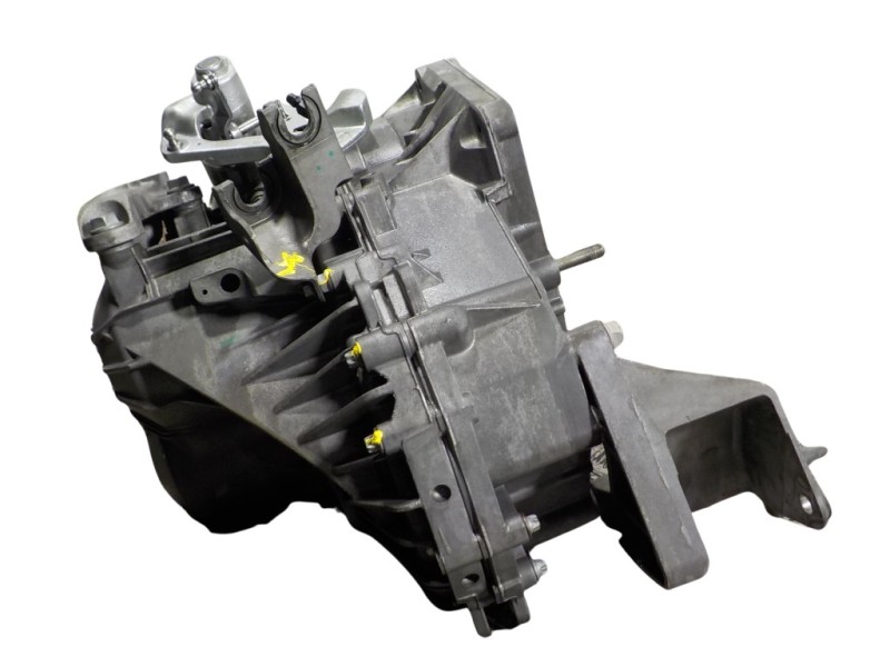 Recambio de caja cambios para opel insignia berlina 2.0 16v cdti referencia OEM IAM 55577504 F40 