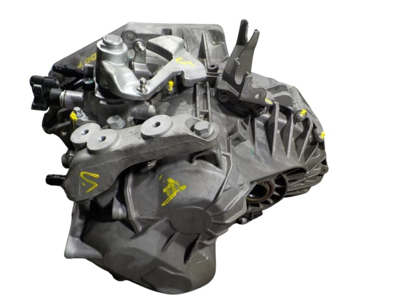 Recambio de caja cambios para opel insignia berlina 2.0 16v cdti referencia OEM IAM 55577504 F40 