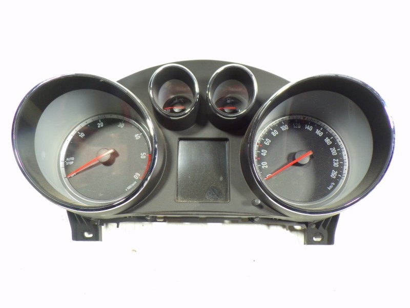 Recambio de cuadro instrumentos para opel insignia berlina 2.0 16v cdti referencia OEM IAM 20930202 20930202 