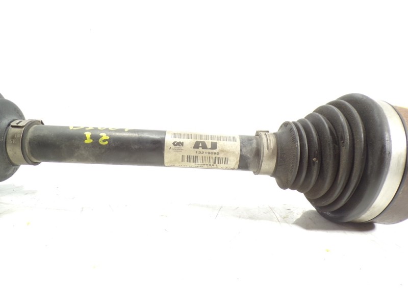 Recambio de transmision izquierda para opel insignia berlina 2.0 16v cdti referencia OEM IAM 13348258 13219092 