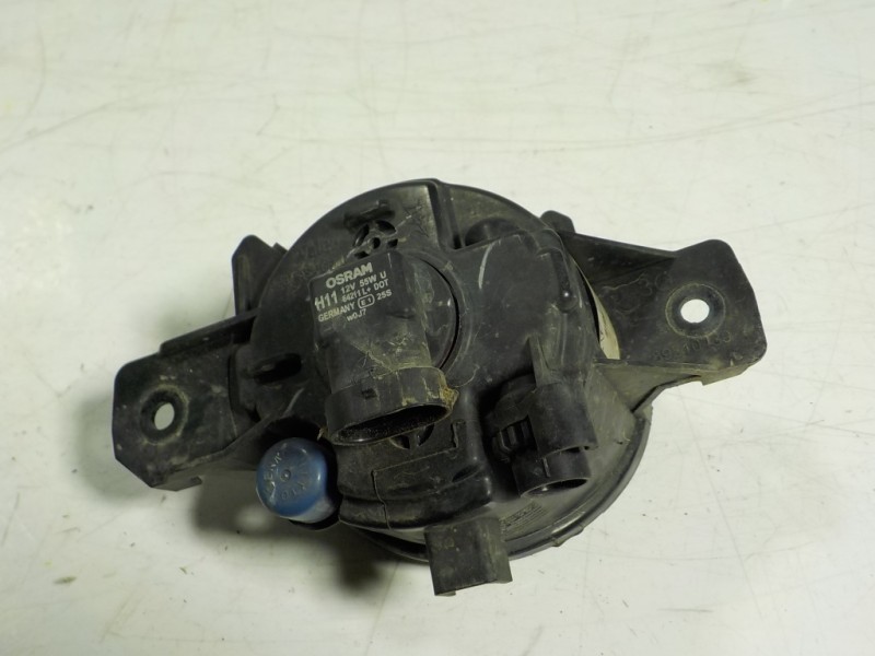 Recambio de faro antiniebla izquierdo para nissan qashqai (j10) visia referencia OEM IAM 261558992A  