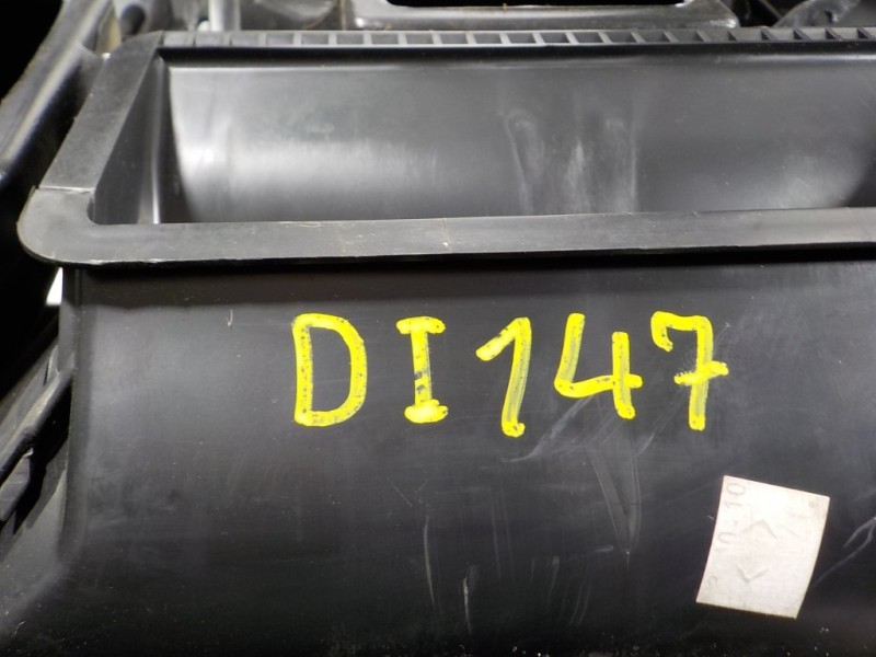 Recambio de salpicadero para nissan qashqai (j10) visia referencia OEM IAM 68030JD90A 98515JD05A 606565100ED