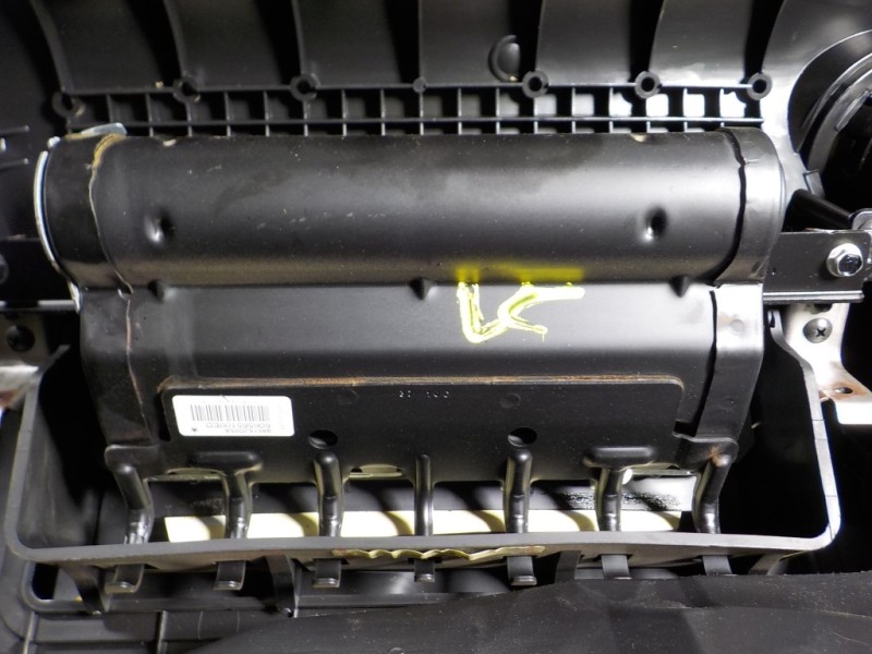 Recambio de salpicadero para nissan qashqai (j10) visia referencia OEM IAM 68030JD90A 98515JD05A 606565100ED