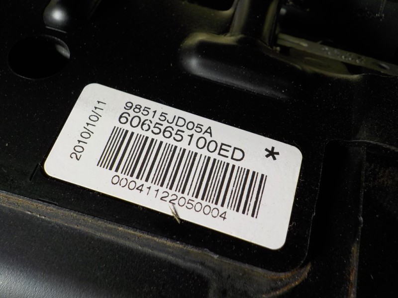 Recambio de salpicadero para nissan qashqai (j10) visia referencia OEM IAM 68030JD90A 98515JD05A 606565100ED