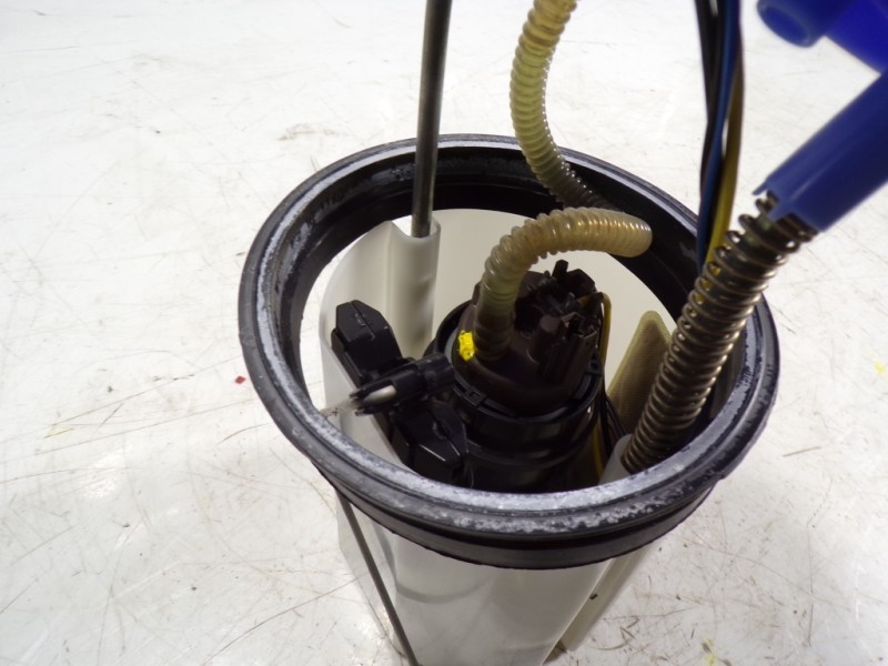 Recambio de aforador para seat ibiza (6p1) 1.2 tsi referencia OEM IAM 6R0919051N 6R0919051N 