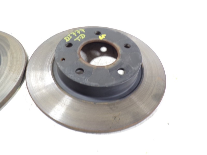 Recambio de disco freno trasero para mazda 3 lim. () 2.2 turbodiesel cat referencia OEM IAM B45G26251A  