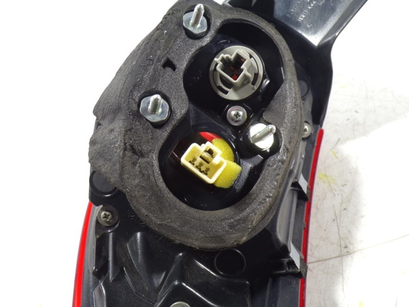 Recambio de piloto trasero izquierdo para mazda 3 lim. () 2.2 turbodiesel cat referencia OEM IAM B45D51160D  