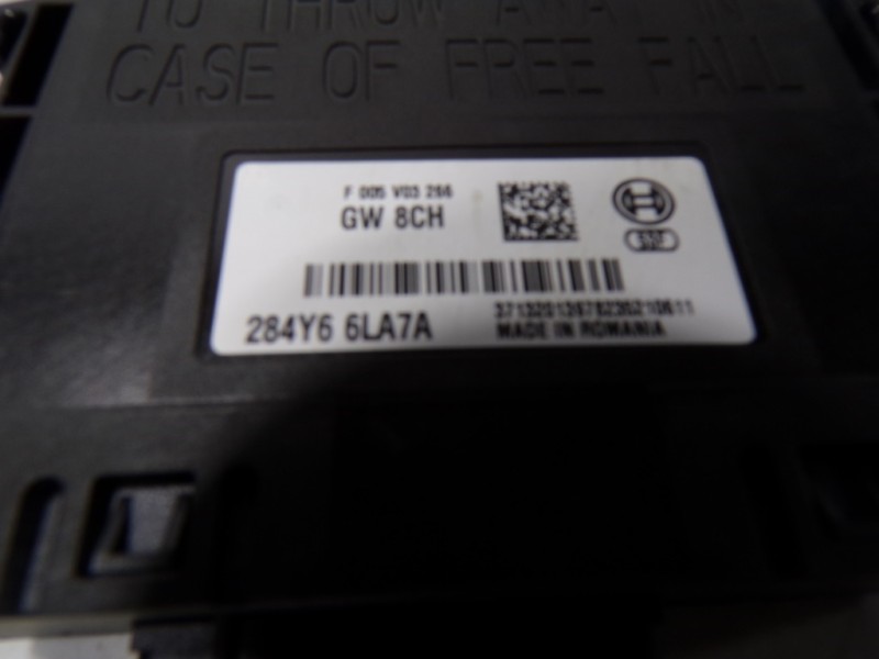 Recambio de centralita cierre para dacia sandero 0.9 tce referencia OEM IAM  284Y66LA7A 