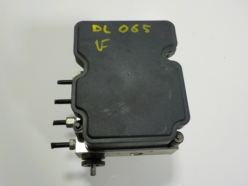 Recambio de abs para renault kadjar 1.2 tce energy referencia OEM IAM 476603731R 476606749R 