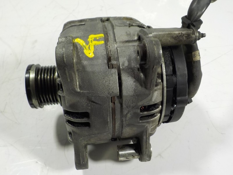 Recambio de alternador para volkswagen golf v berlina (1k1) 1.4 16v tsi referencia OEM IAM  03C903023A 