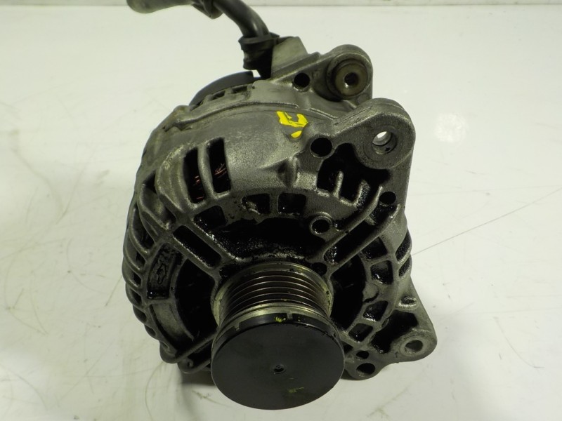 Recambio de alternador para volkswagen golf v berlina (1k1) 1.4 16v tsi referencia OEM IAM  03C903023A 