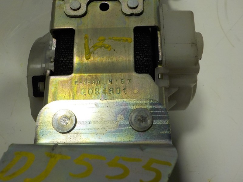 Recambio de cinturon seguridad trasero central para lexus nx 300h 2wd referencia OEM IAM  Q084601 