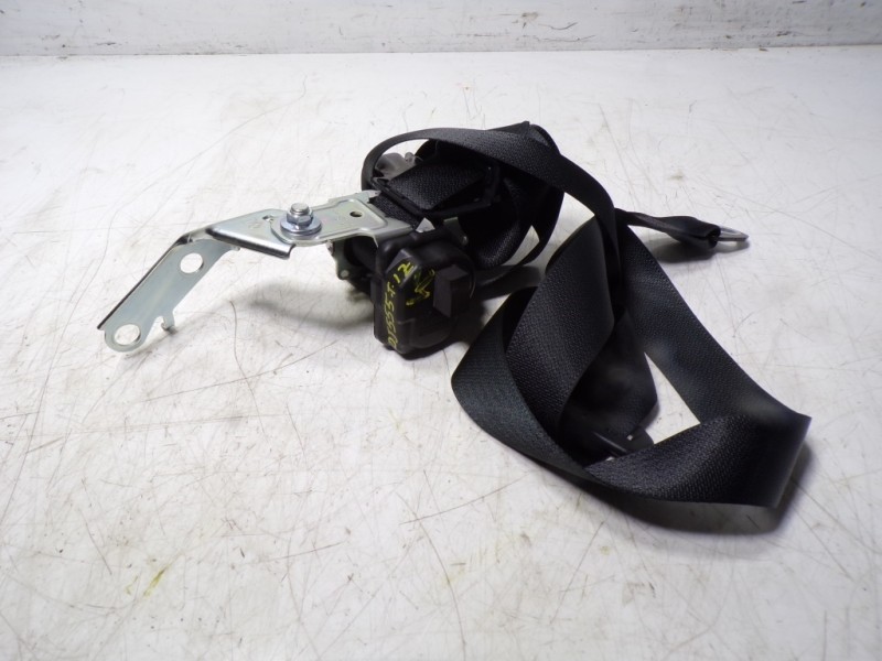 Recambio de cinturon seguridad trasero derecho para lexus nx 300h 2wd referencia OEM IAM 7336078060C1  