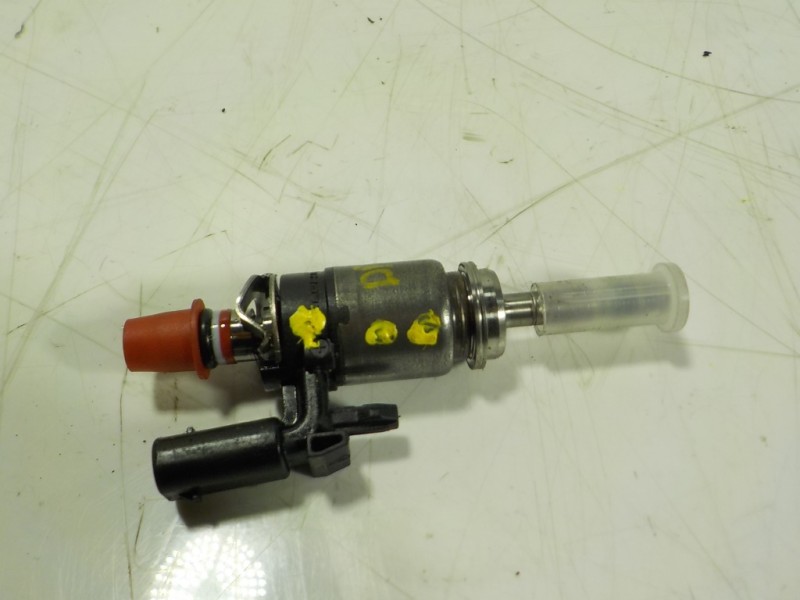 Recambio de inyector para volkswagen golf vii lim. (bq1) last edition bm referencia OEM IAM  04E906036AD 