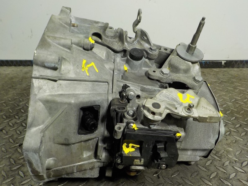 Recambio de caja cambios para peugeot 308 premium referencia OEM IAM  20EA02 